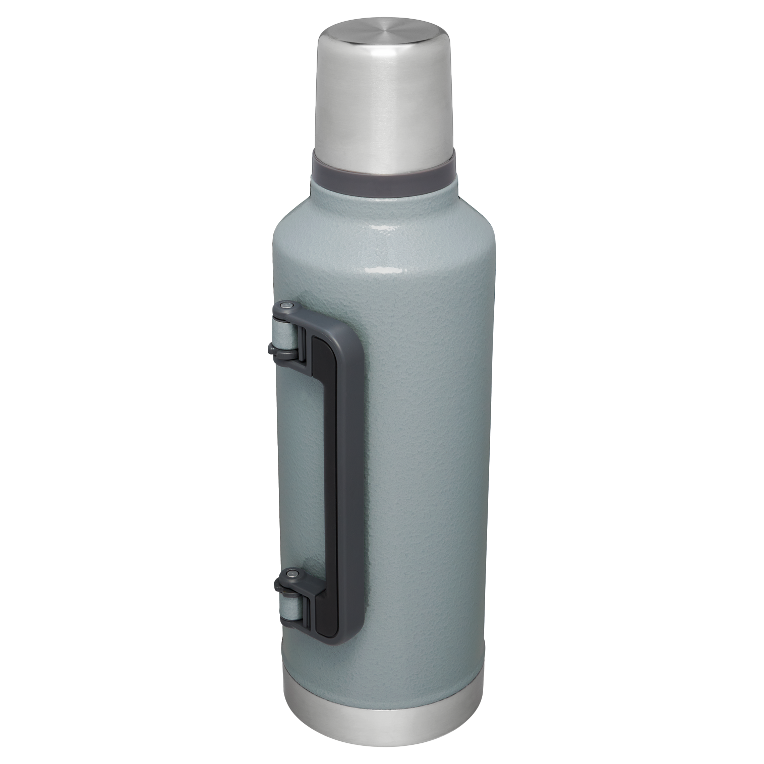 B2B_Web_PNG-The-Legendary-Classic-Bottle-2-5QT-Hammertone-Silver-Hero-Back_537fa4c4-b329-49c7-b0a6-f9a51a780226.png
