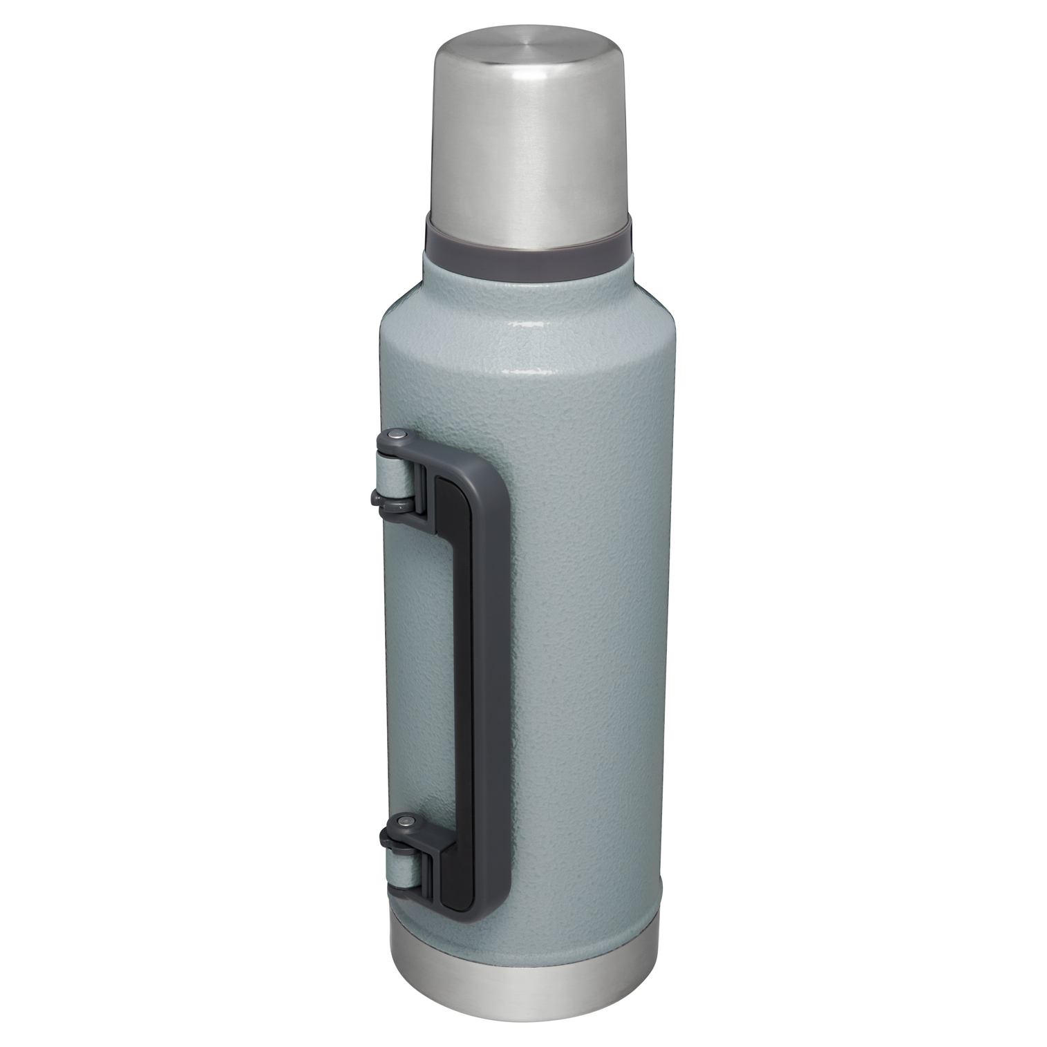B2B_Web_PNG-The-Legendary-Classic-Bottle-2QT-Hammertone-Silver-Hero-Back_fe4bd92c-b8b8-423a-becd-b41f44cb0bc6.png