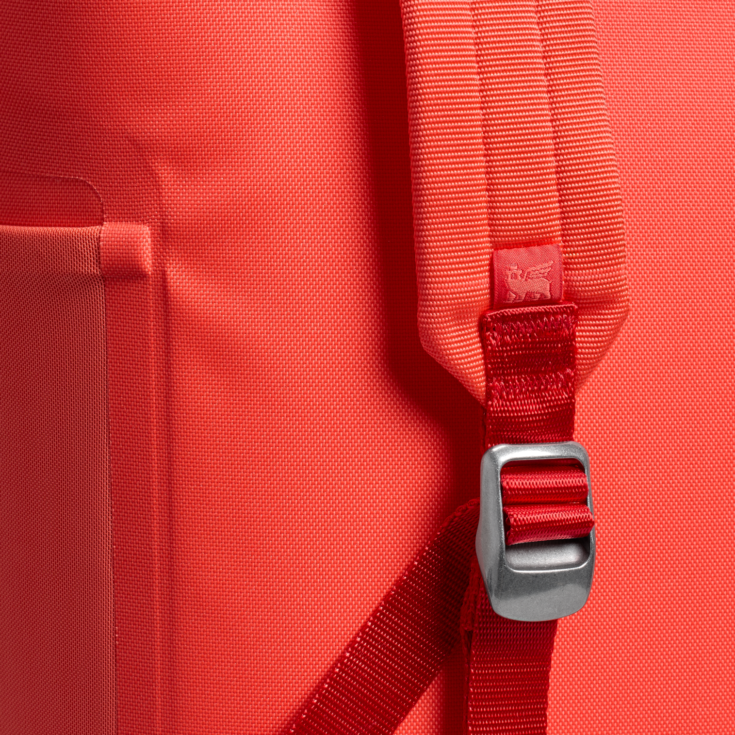 Web_PNG_Square-TheAll-DayMadeleineMiniCoolerBackpack14QT-HotCoral-CloseUpDetail.png