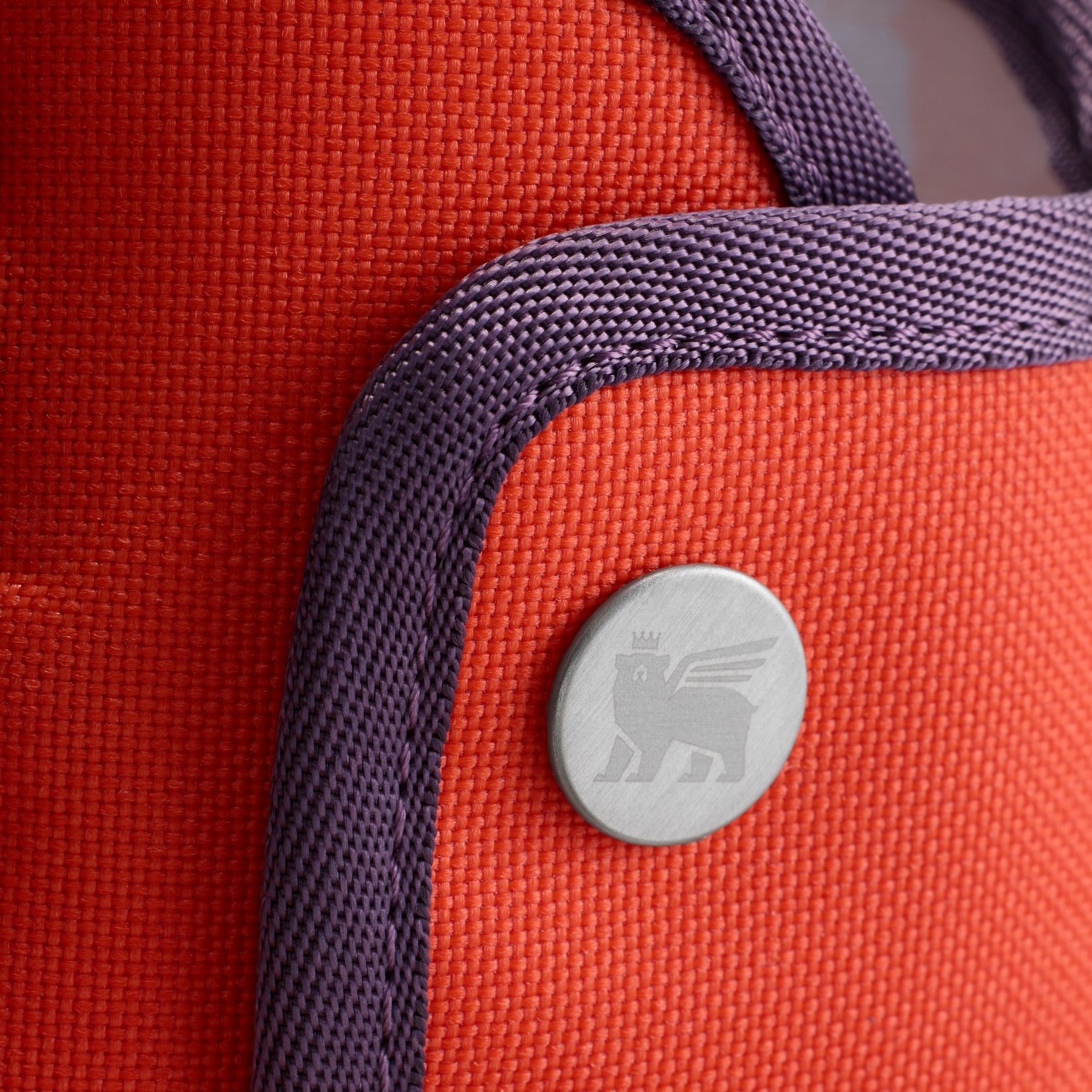 Web_PNG_Square-TheAllDay40ozQuencherCarry-All-CloseUp.png