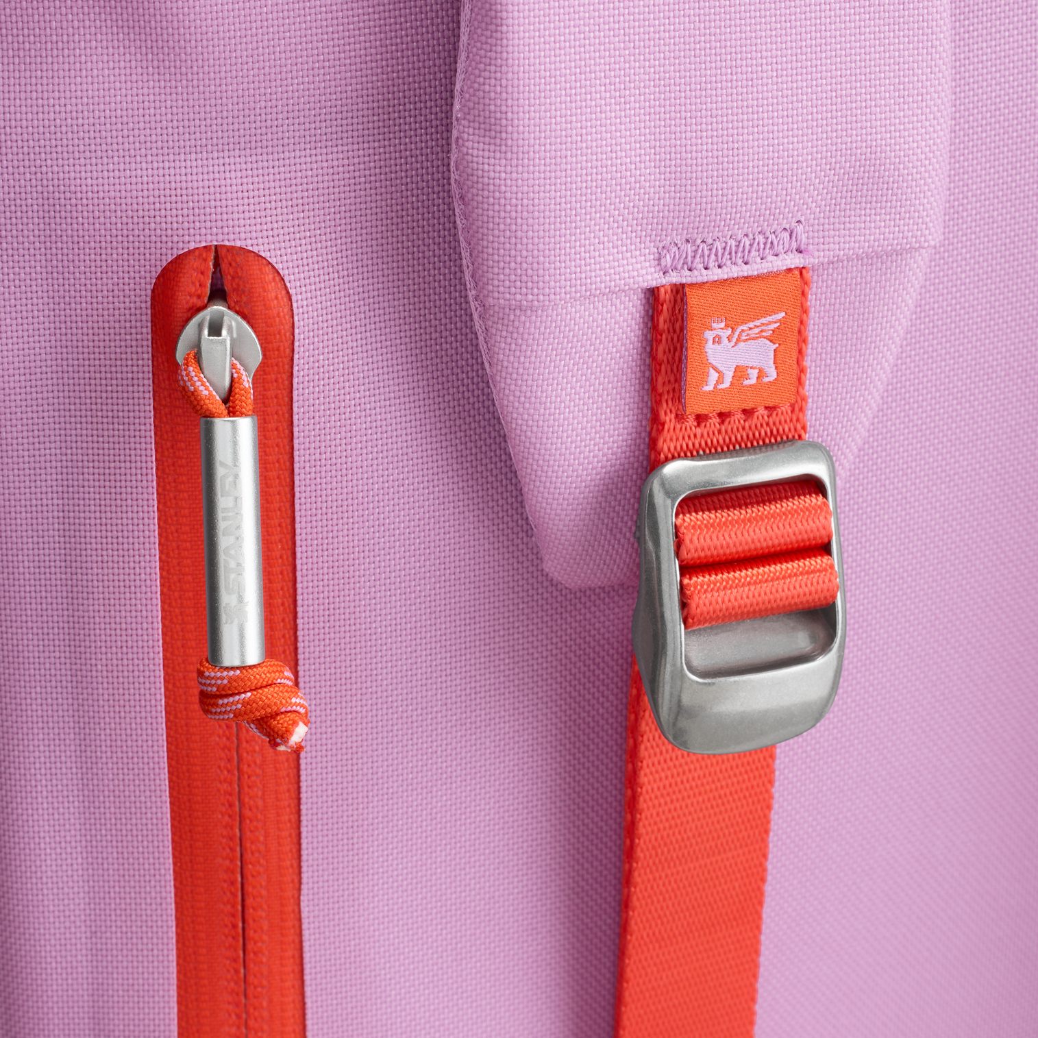 Web_PNG_Square-TheQuencher_CompanionSoftCoolerBackpack-Lilac-ZipperDetail2.png